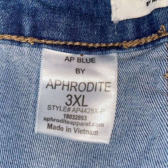 Blue jeans - Picture 6 of 6